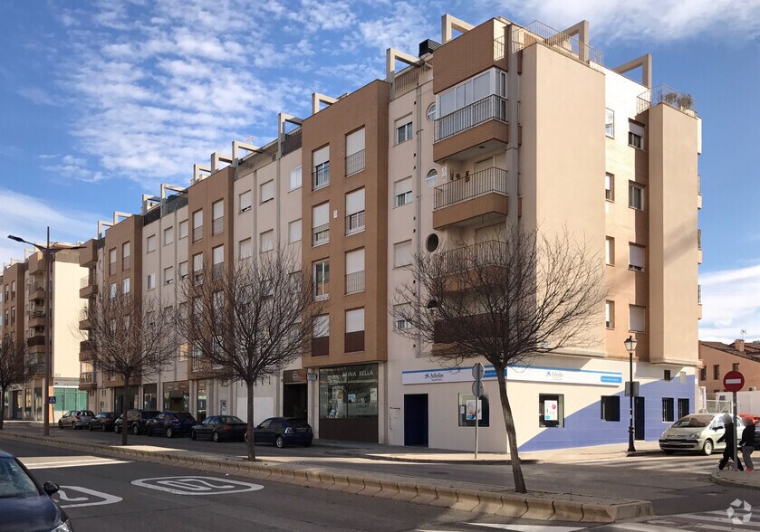 Calle Sierra Nevada, 1, Guadalajara, Guadalajara à louer - Photo de l’immeuble – Image 1 sur 1