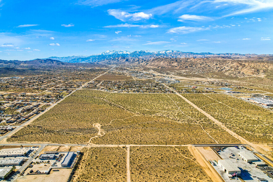 6900 Avalon Ave, Yucca Valley, CA à vendre - Photo de l’immeuble – Image 2 sur 2