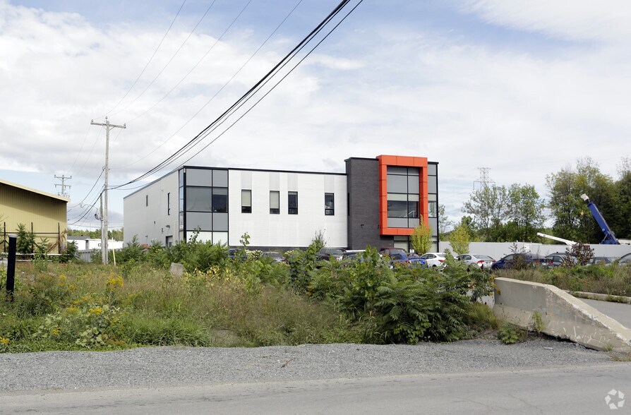 5281 Boul Cléroux, Laval, QC à vendre - Photo de l’immeuble – Image 2 sur 2
