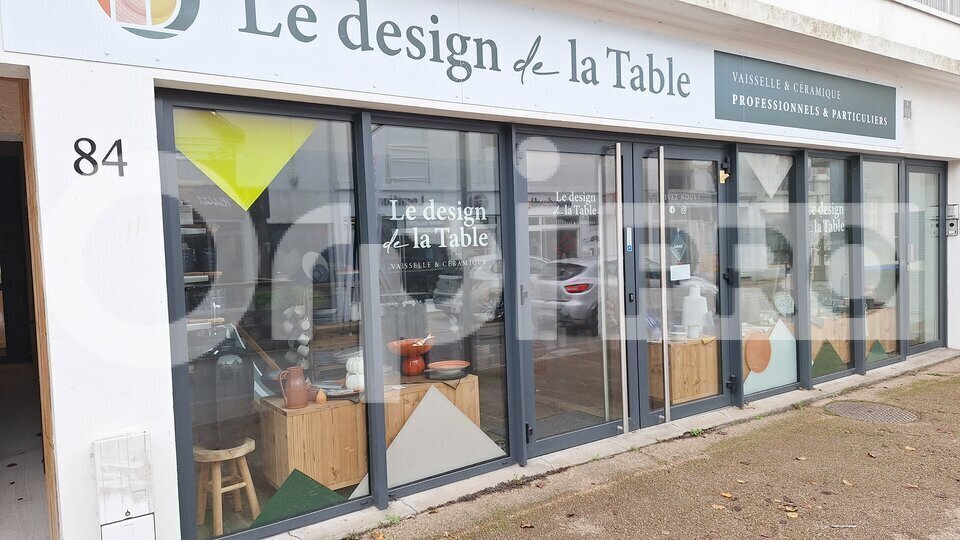 Local commercial dans Pornichet à louer - Photo de l’immeuble – Image 1 sur 3