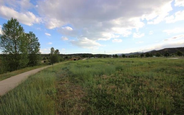 60 Pioneer Cir, Durango, CO à vendre - Photo de l’immeuble – Image 3 sur 9