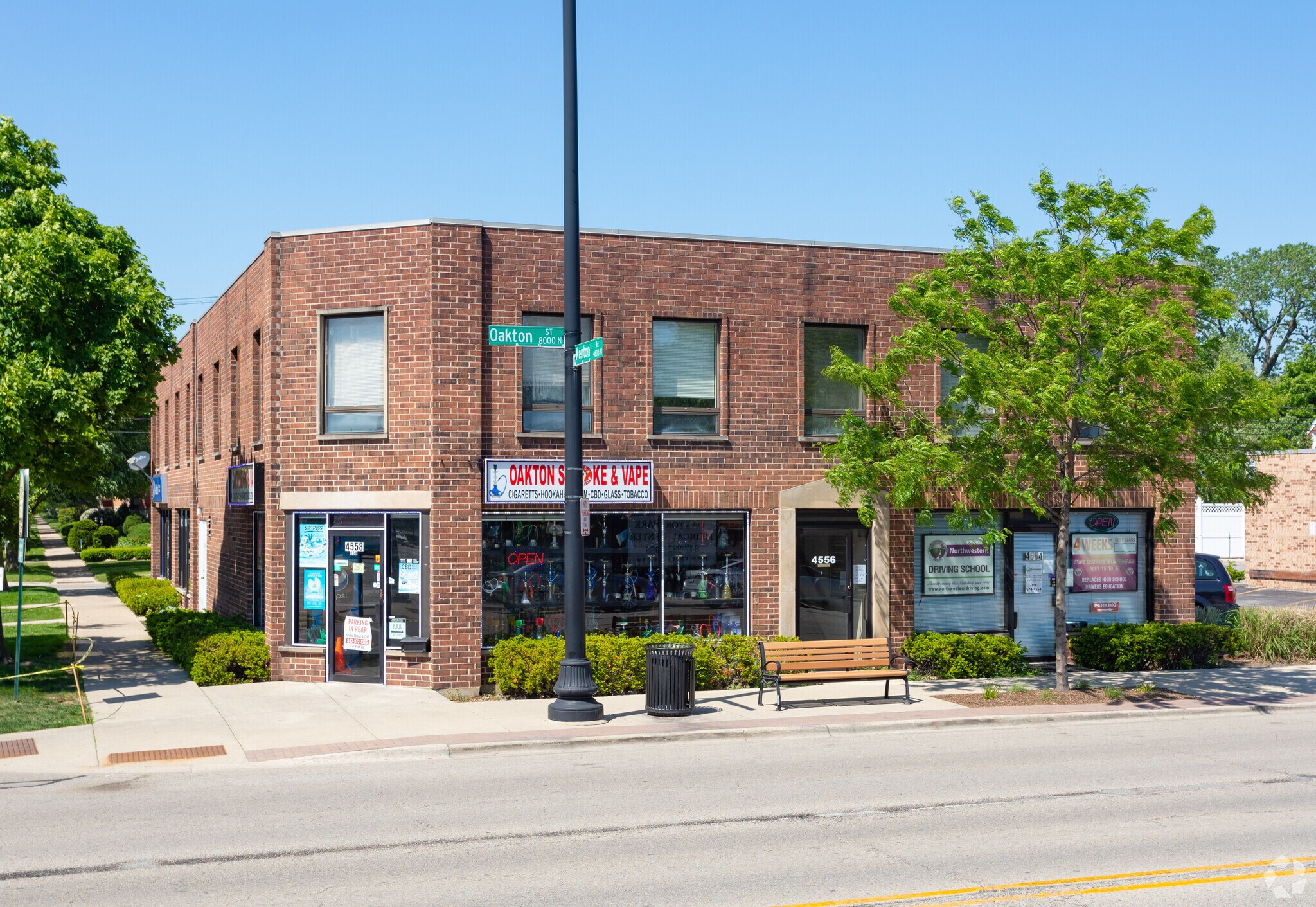 4554-4558 Oakton St, Skokie, IL à louer Photo principale– Image 1 sur 3