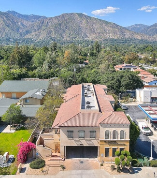 Plus de détails pour 7 W Foothill Blvd, Arcadia, CA - Bureau à vendre