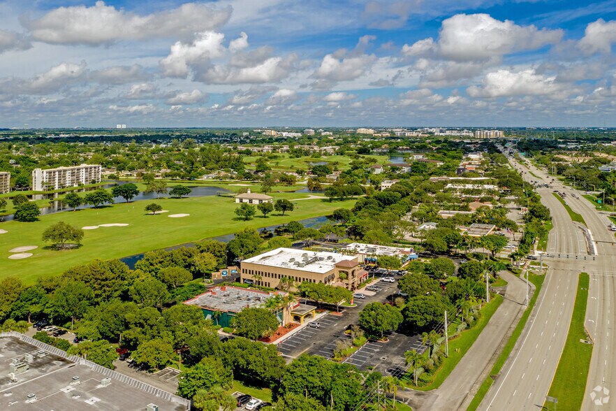 3325 S University Dr, Davie, FL à louer - Aérien – Image 3 sur 6