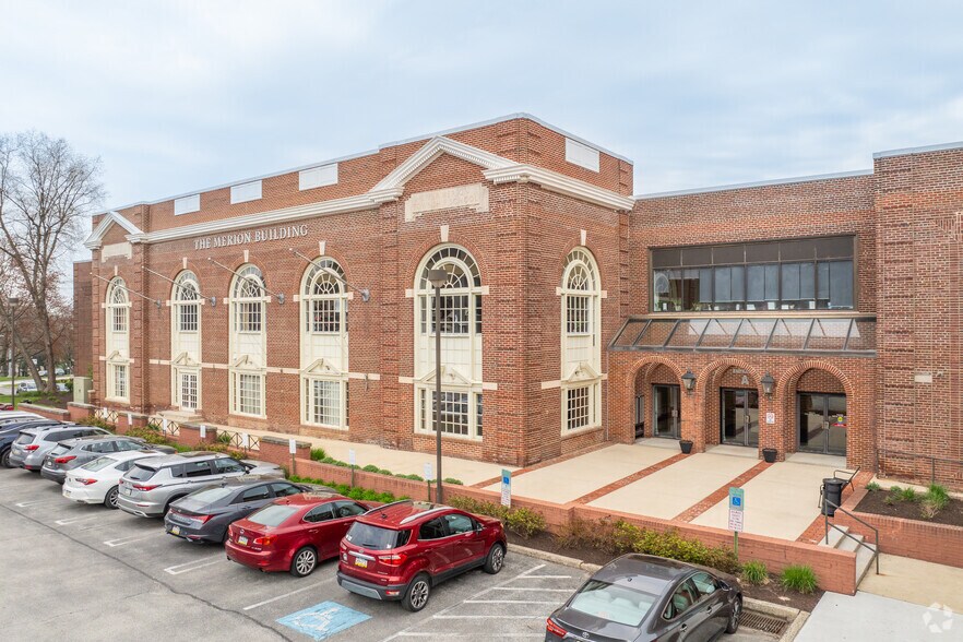 700 S Henderson Rd, King Of Prussia, PA à louer - Photo de l’immeuble – Image 1 sur 8