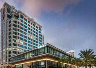 515 E las olas Blvd, Fort Lauderdale, FL à louer Photo de l’immeuble– Image 2 sur 8