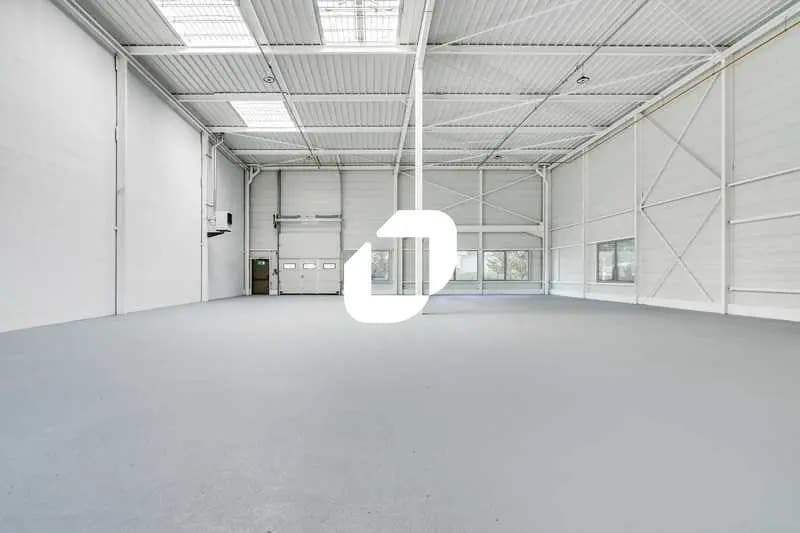 Local d’activités dans Le Blanc-Mesnil à louer - Photo intérieure – Image 2 sur 26