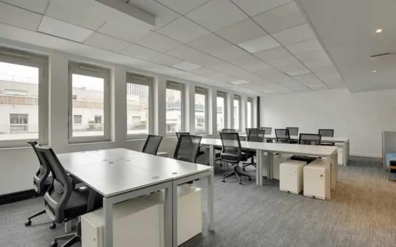 7 Rue De Chartres, Neuilly-sur-Seine à louer - Photo de l’immeuble – Image 3 sur 8