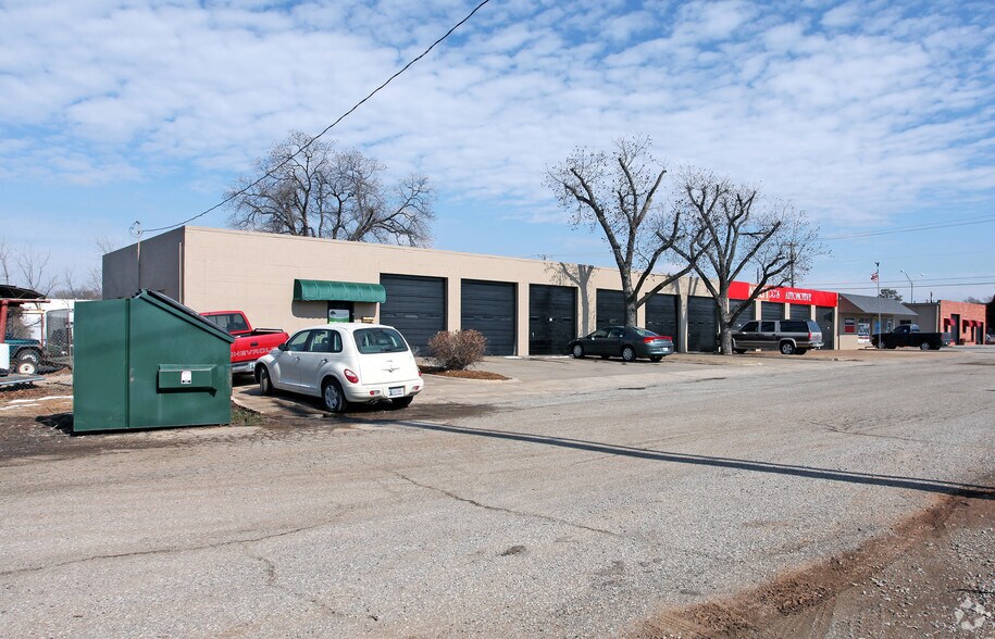 27 W 9th St, Edmond, OK à vendre - Photo de l’immeuble – Image 2 sur 3