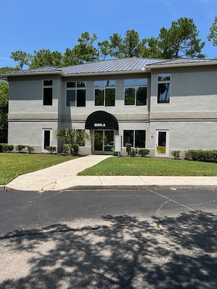 6000A Sawgrass Village Cir, Ponte Vedra Beach, FL à louer - Photo de l’immeuble – Image 2 sur 2