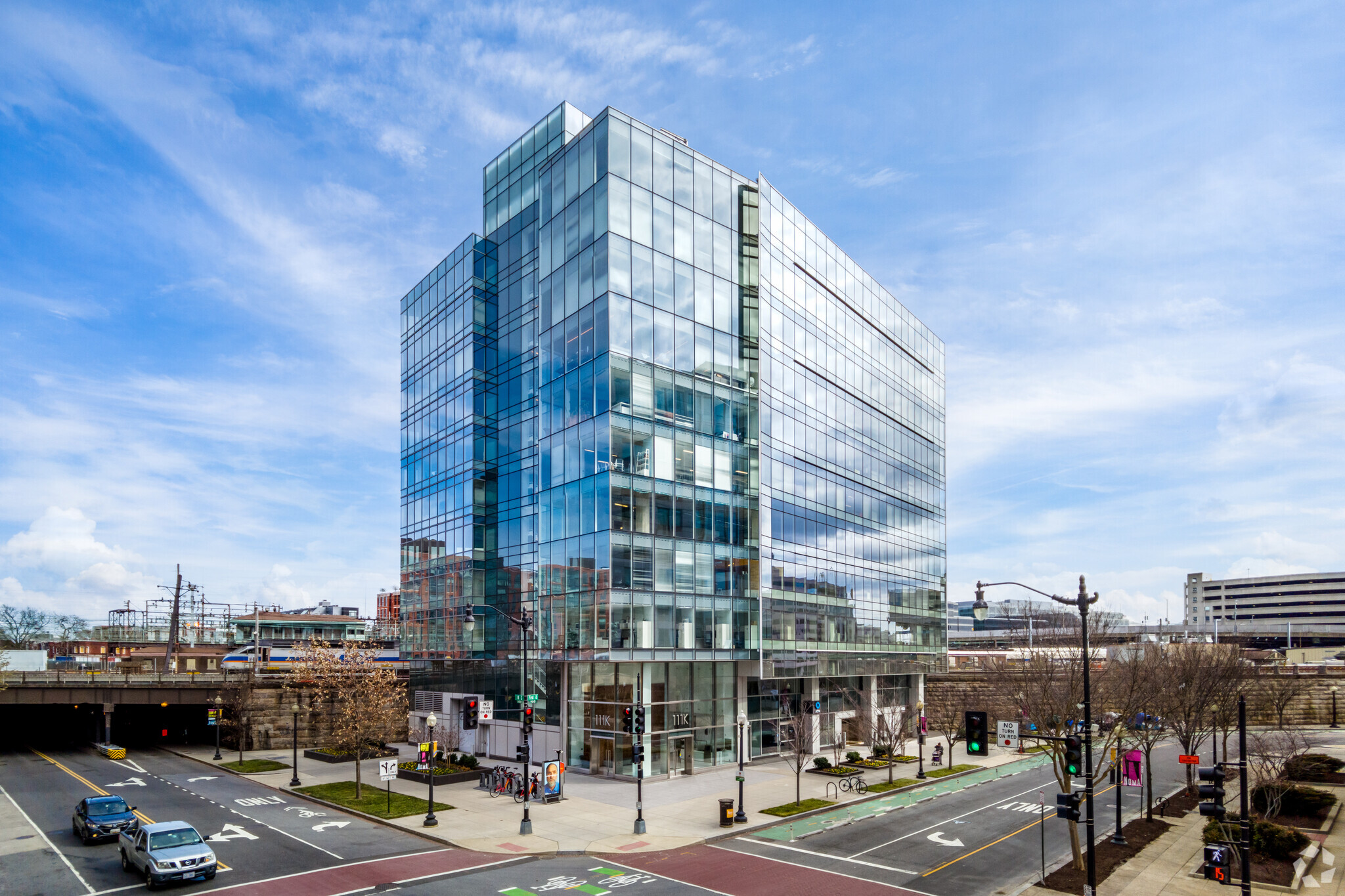 111 K St NE, Washington, DC à louer Photo de l’immeuble– Image 1 sur 18