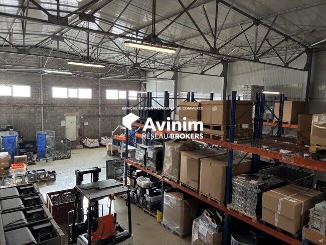 Plus de détails pour Industriel/Logistique à louer