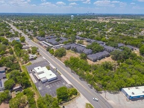 3326-3328 E Southcross Blvd, San Antonio, TX - VUE AÉRIENNE  vue de carte - Image1