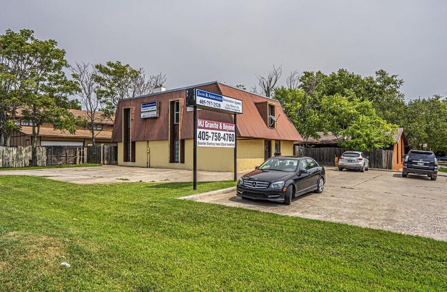 7029 NW 12th St, Oklahoma City, OK à vendre - Photo de l’immeuble – Image 1 sur 20