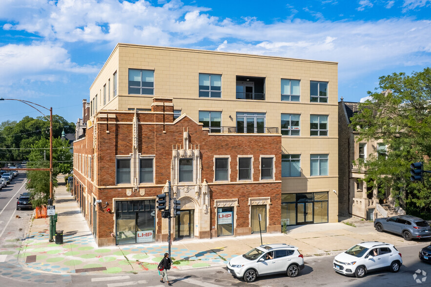 3001 N Southport Ave, Chicago, IL à louer - Photo de l’immeuble – Image 2 sur 28