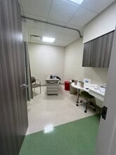 1415-1 Timberlane Rd, Tallahassee, FL à louer Photo intérieure– Image 2 sur 9