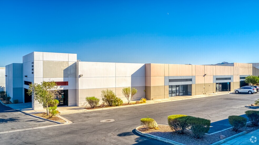 1997 Whitney Mesa Dr, Henderson, NV à vendre - Photo principale – Image 2 sur 11