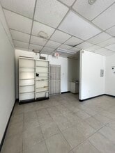 375 NE 54th St, Miami, FL à louer Photo intérieure– Image 2 sur 6