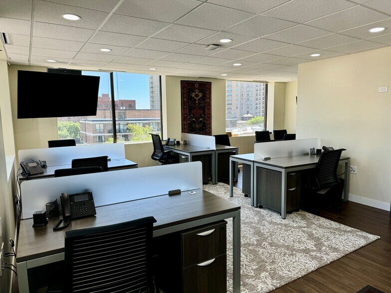 2551 N Clark St, Chicago, IL à louer - Photo intérieure – Image 3 sur 13
