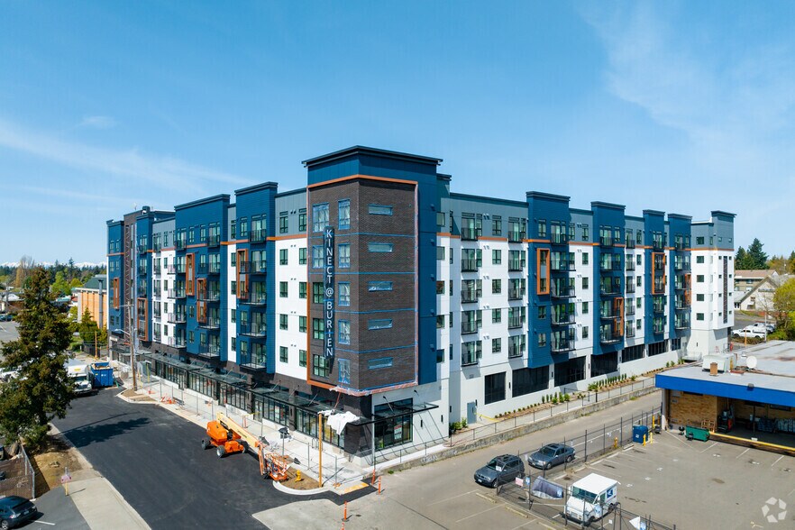 631 SW 150th St, Burien, WA à louer - Photo de l’immeuble – Image 2 sur 31