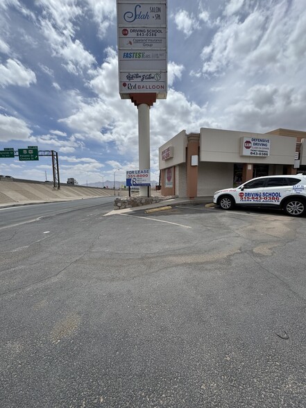 5730-5750 Trowbridge, El Paso, TX à louer - Photo de l’immeuble – Image 2 sur 9