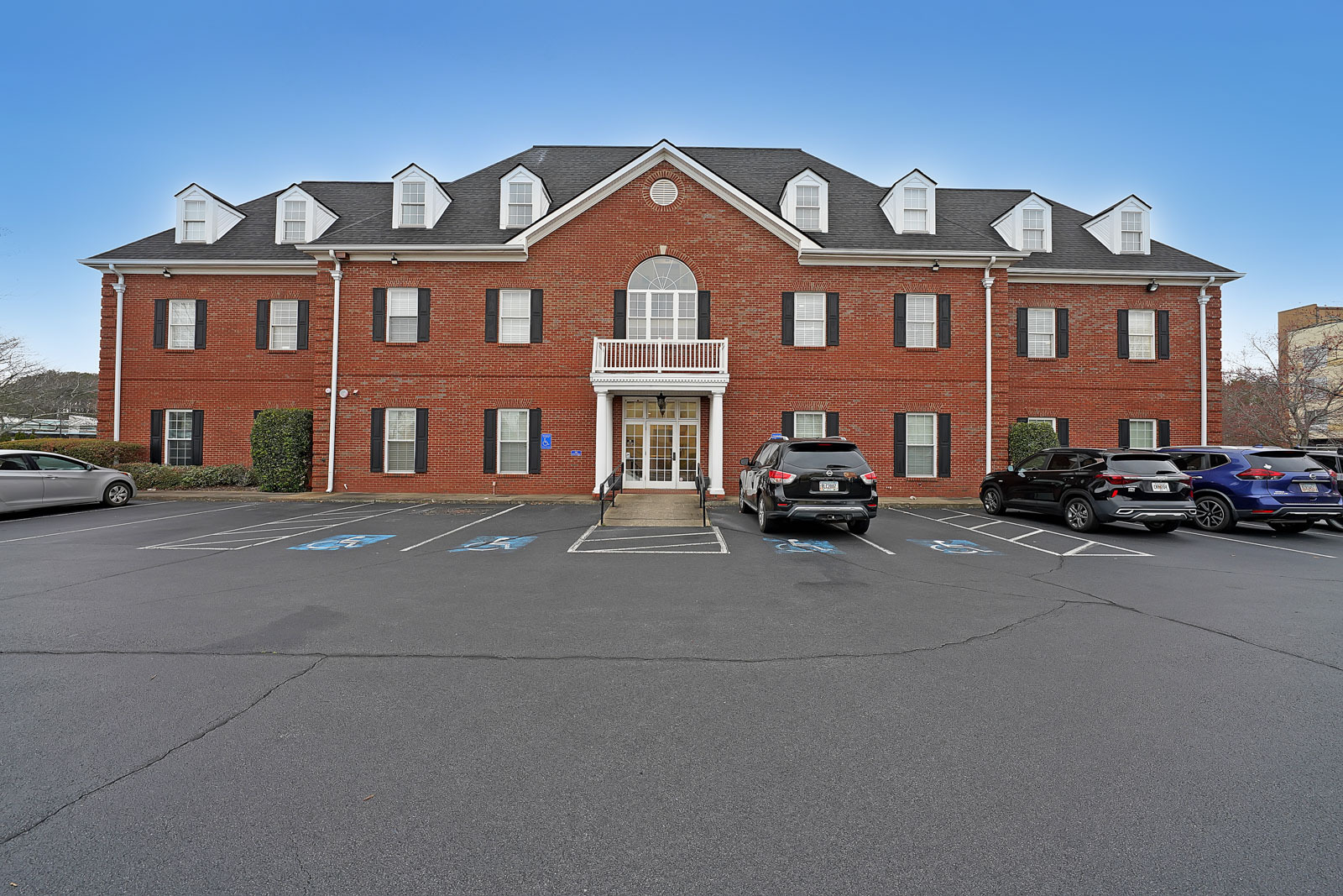 335 Parkway 575, Woodstock, GA à louer Photo de l’immeuble– Image 1 sur 27