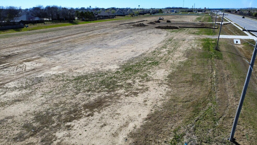 5516 E 146th St N, Collinsville, OK à vendre - Photo de l’immeuble – Image 3 sur 6