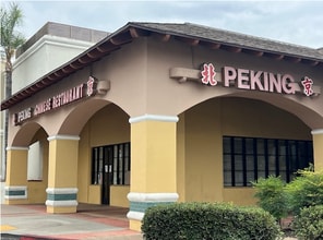 11140-11170 Magnolia Ave, Riverside, CA à louer Photo de l’immeuble– Image 1 sur 2