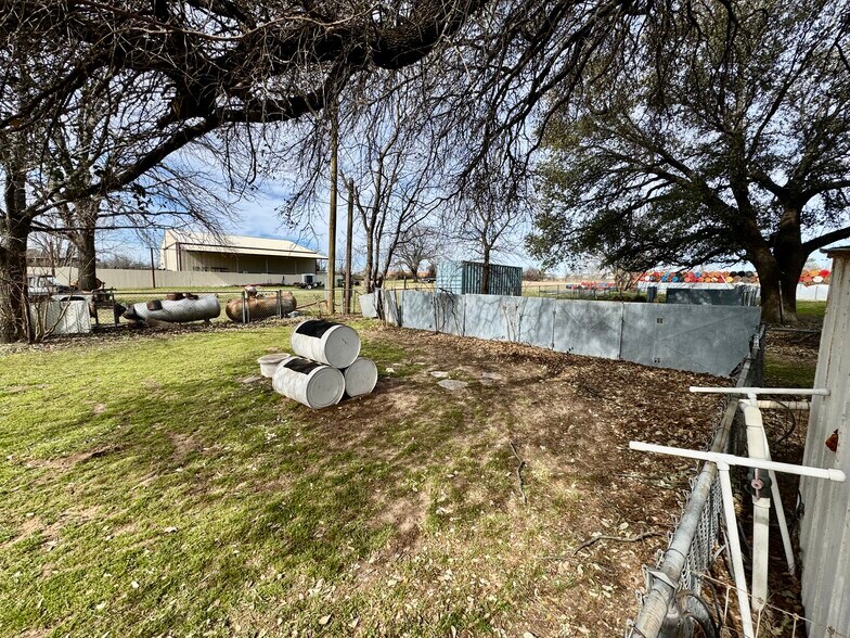 5920 Walnut Creek Dr, Granbury, TX à vendre - Photo de l’immeuble – Image 2 sur 3