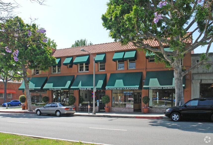 329 N Wetherly Dr, Beverly Hills, CA à louer - Photo de l’immeuble – Image 2 sur 5