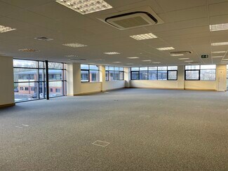 Plus de détails pour Richmond House Way, Swindon - Bureau à louer