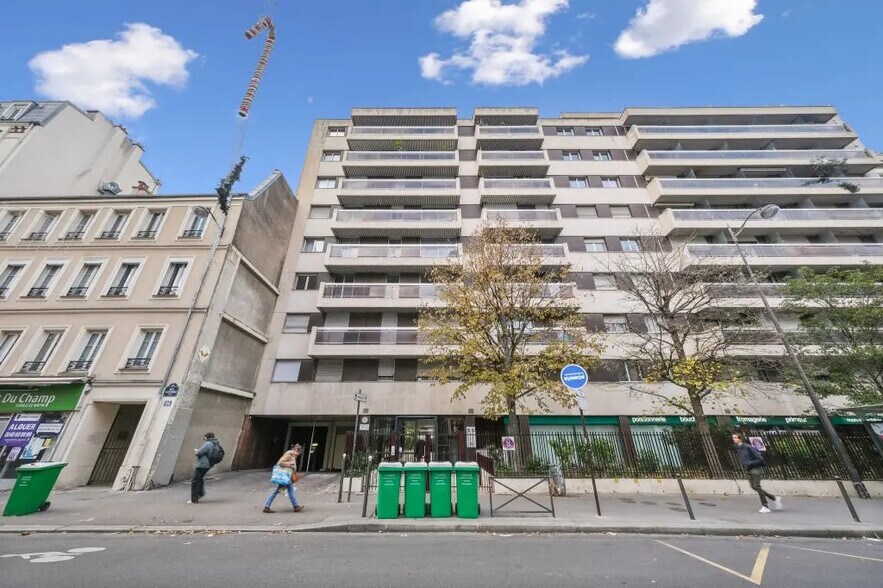 20-22 Rue Lecourbe, Paris à louer - Photo de l’immeuble – Image 1 sur 9