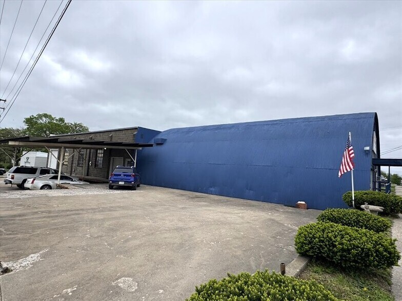 51 S Rubey St, Macon, MO à vendre - Photo de l’immeuble – Image 3 sur 26
