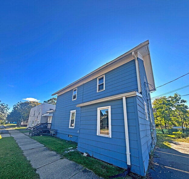 301 S Ottawa St, Joliet, IL à vendre - Photo de l’immeuble – Image 3 sur 10