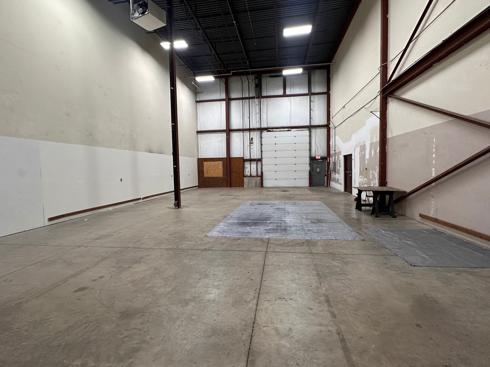 4595 Broadmoor Ave SE, Grand Rapids, MI à louer Photo intérieure– Image 1 sur 4