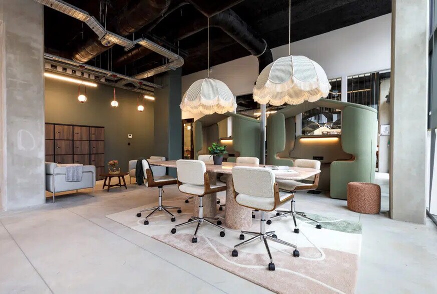 Bureau dans Reims à louer - Photo de l’immeuble – Image 2 sur 5