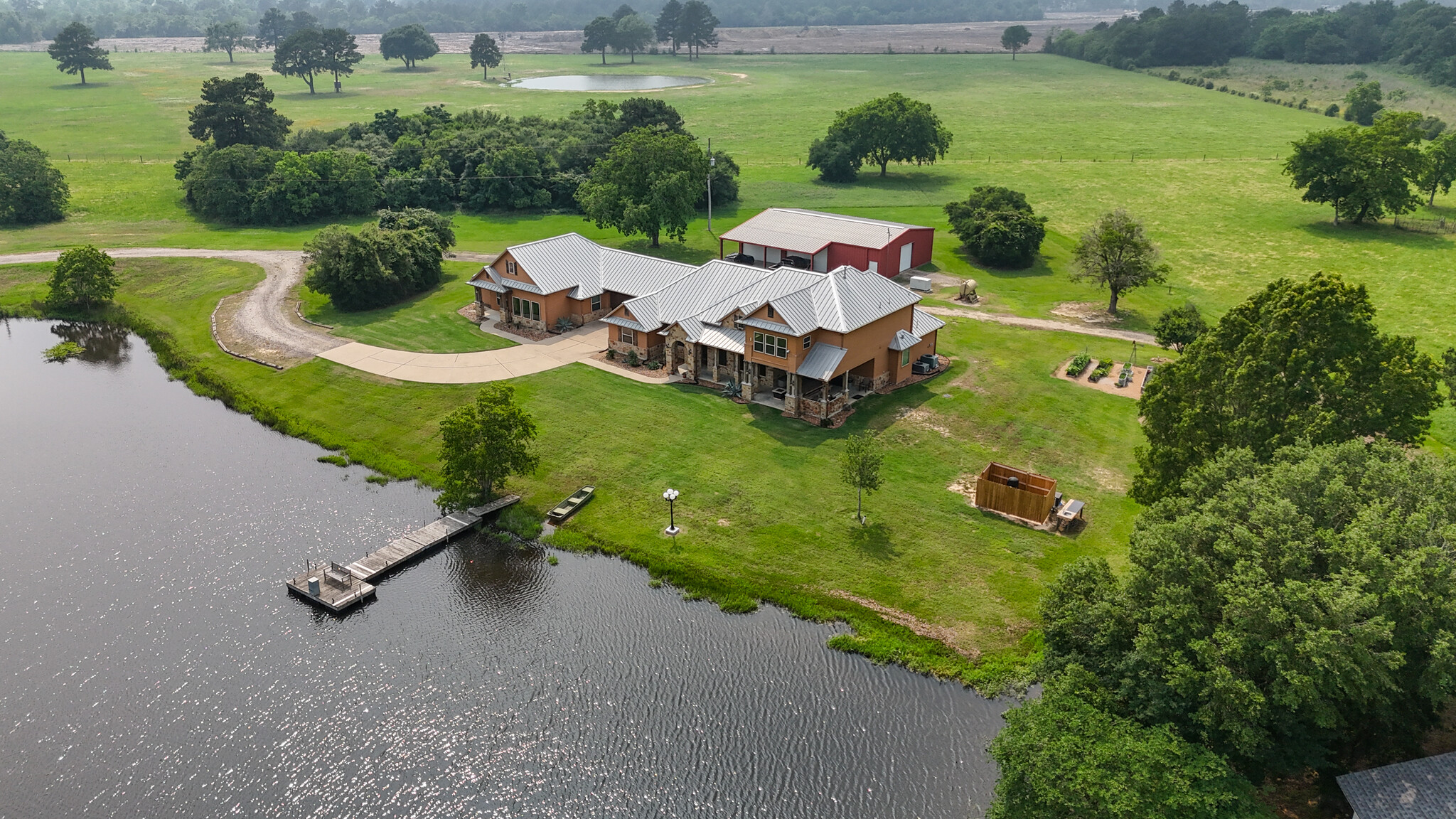 18703 Hopfe Rd, Hockley, TX à vendre Photo de l’immeuble– Image 1 sur 28