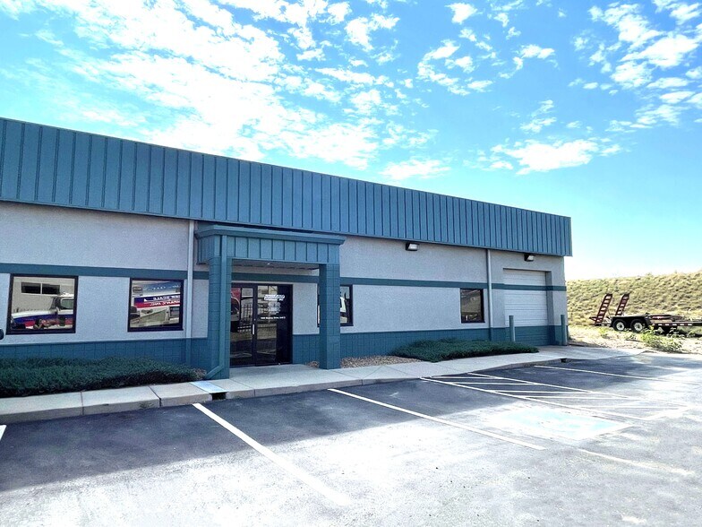 1650 Skyway Dr, Longmont, CO à louer - Photo de l’immeuble – Image 2 sur 5