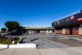 16320-16334 S Western Ave, Gardena, CA à louer Photo de l’immeuble– Image 1 sur 19