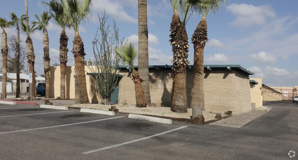 2718-2746 W Northern Ave, Phoenix, AZ à louer - Photo de l’immeuble – Image 3 sur 3
