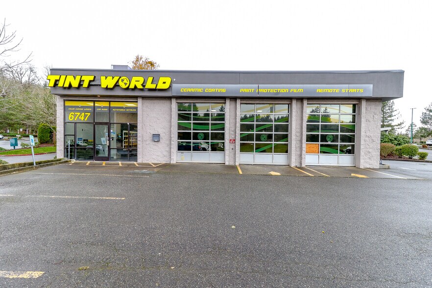 6747 State Hwy 303 NE, Bremerton, WA à vendre - Photo de l’immeuble – Image 1 sur 22