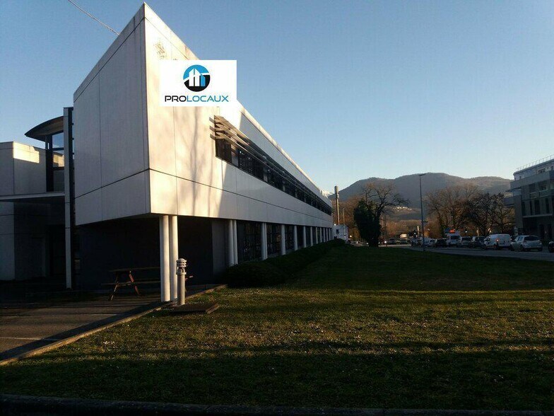 Bureau dans Meylan à louer - Photo de l’immeuble – Image 2 sur 10