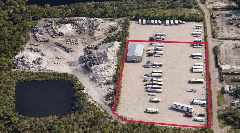 5565 Korbin Ave, Rockledge, FL à louer - Photo de l’immeuble – Image 1 sur 4