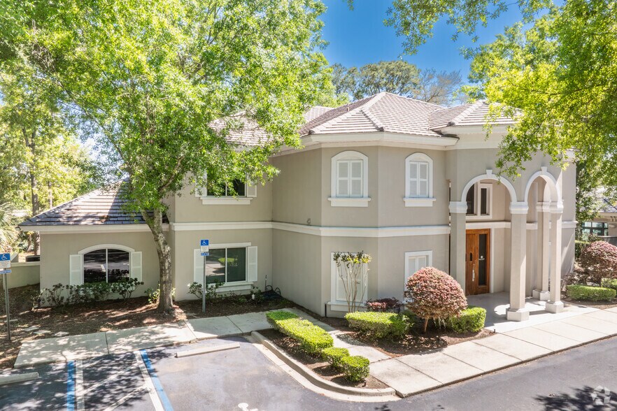 4309 Pablo Oaks Ct, Jacksonville, FL à louer - Photo principale – Image 1 sur 9