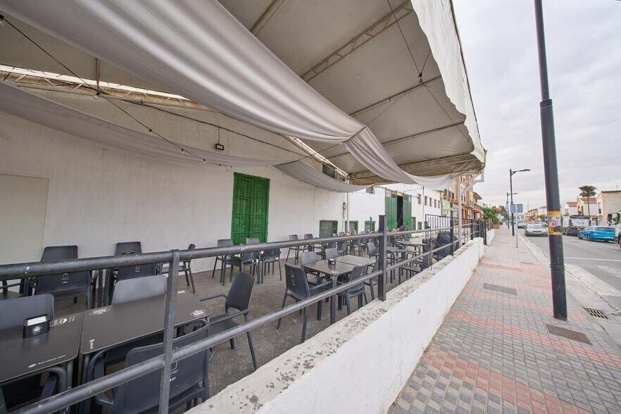 Carretera de la Fuente Vaqueros, 101, Chauchina, Granada à vendre - Photo de l’immeuble – Image 3 sur 17