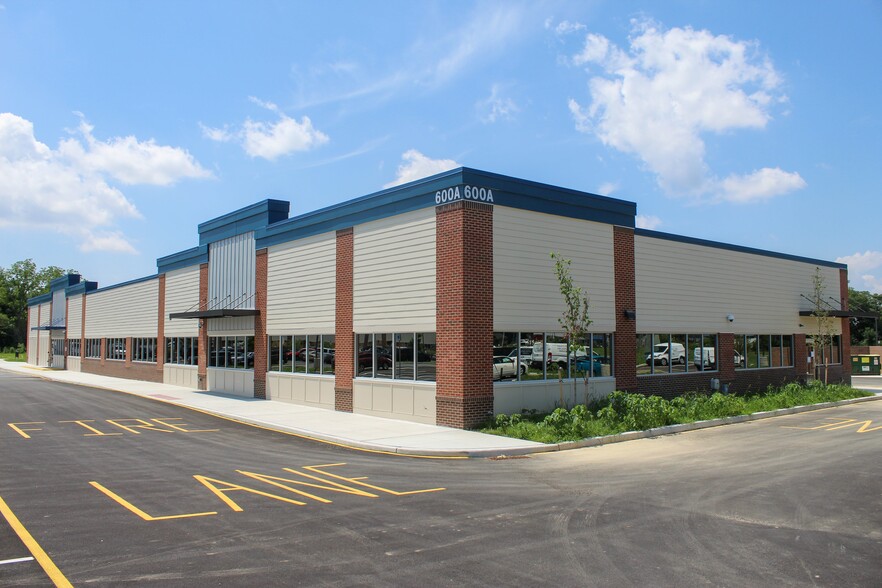 600 Bay Rd, Dover, DE à louer - Photo de l’immeuble – Image 1 sur 9