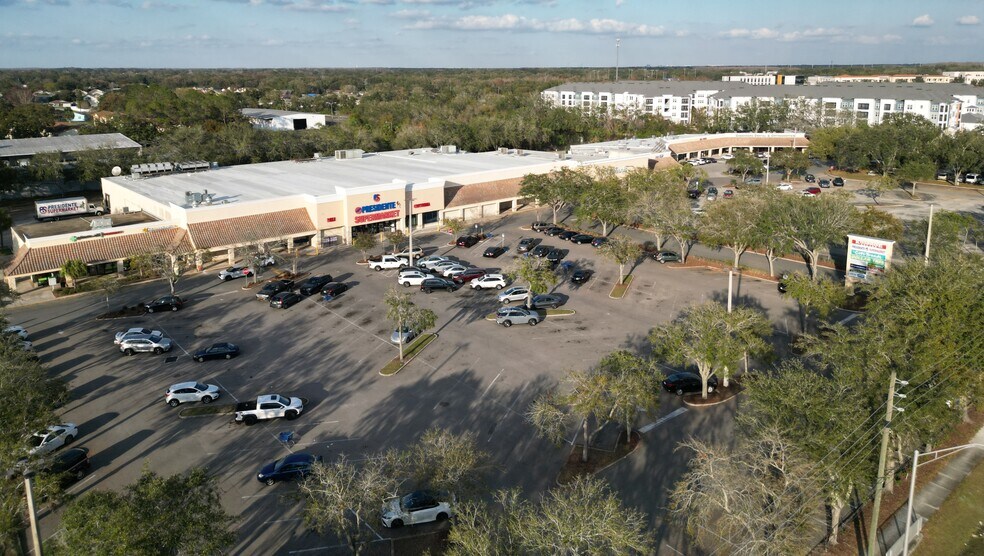 1301-1387 E Vine St, Kissimmee, FL à louer - Aérien – Image 3 sur 7