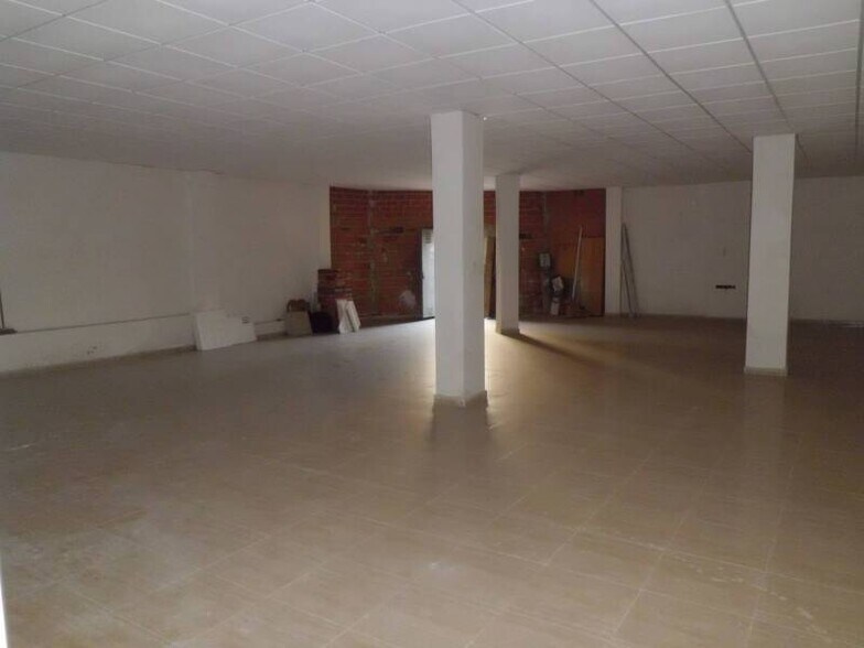Local commercial dans El Ejido, Almería à louer - Photo de l’immeuble – Image 1 sur 6