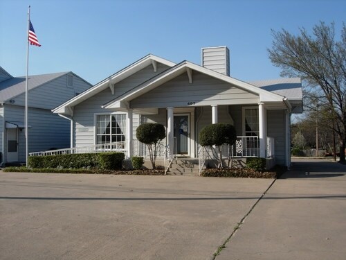 407 W Main St, Whitesboro, TX à louer - Photo de l’immeuble – Image 2 sur 5