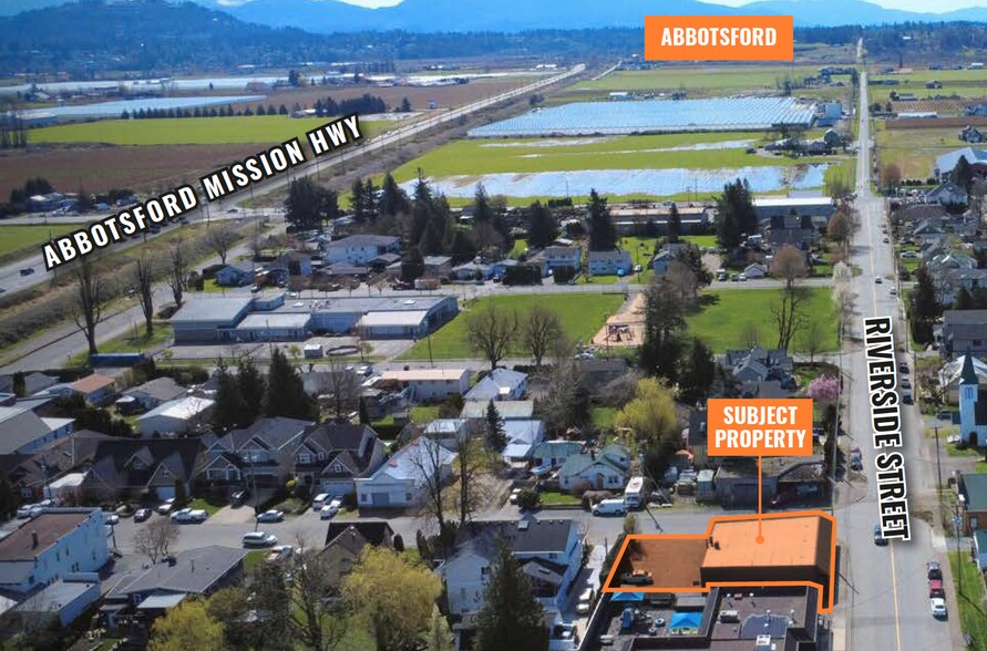 5814 Riverside St, Abbotsford, BC à louer - Photo de l’immeuble – Image 3 sur 7